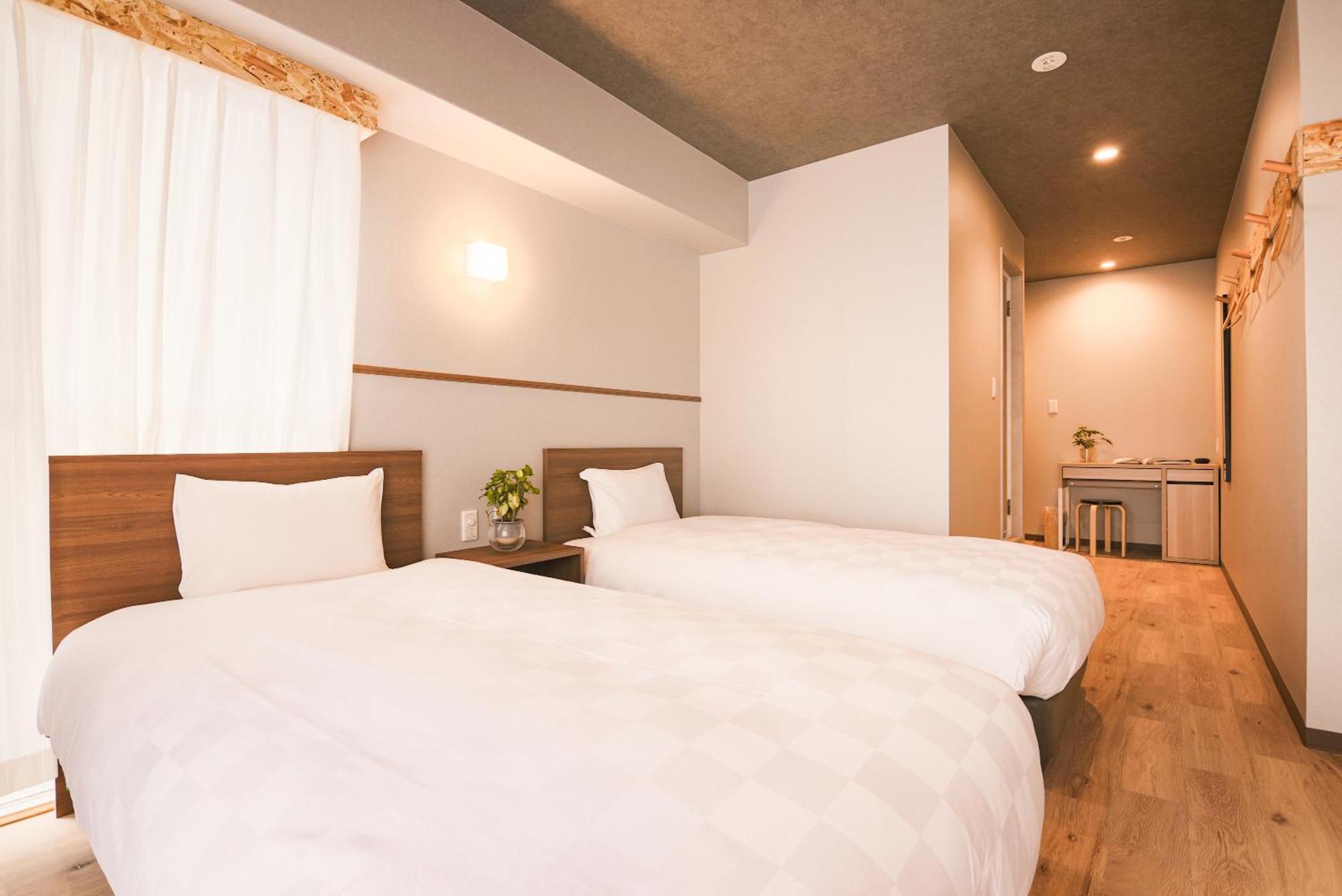 Отель Wayfarer Kyoto Shijo Экстерьер фото