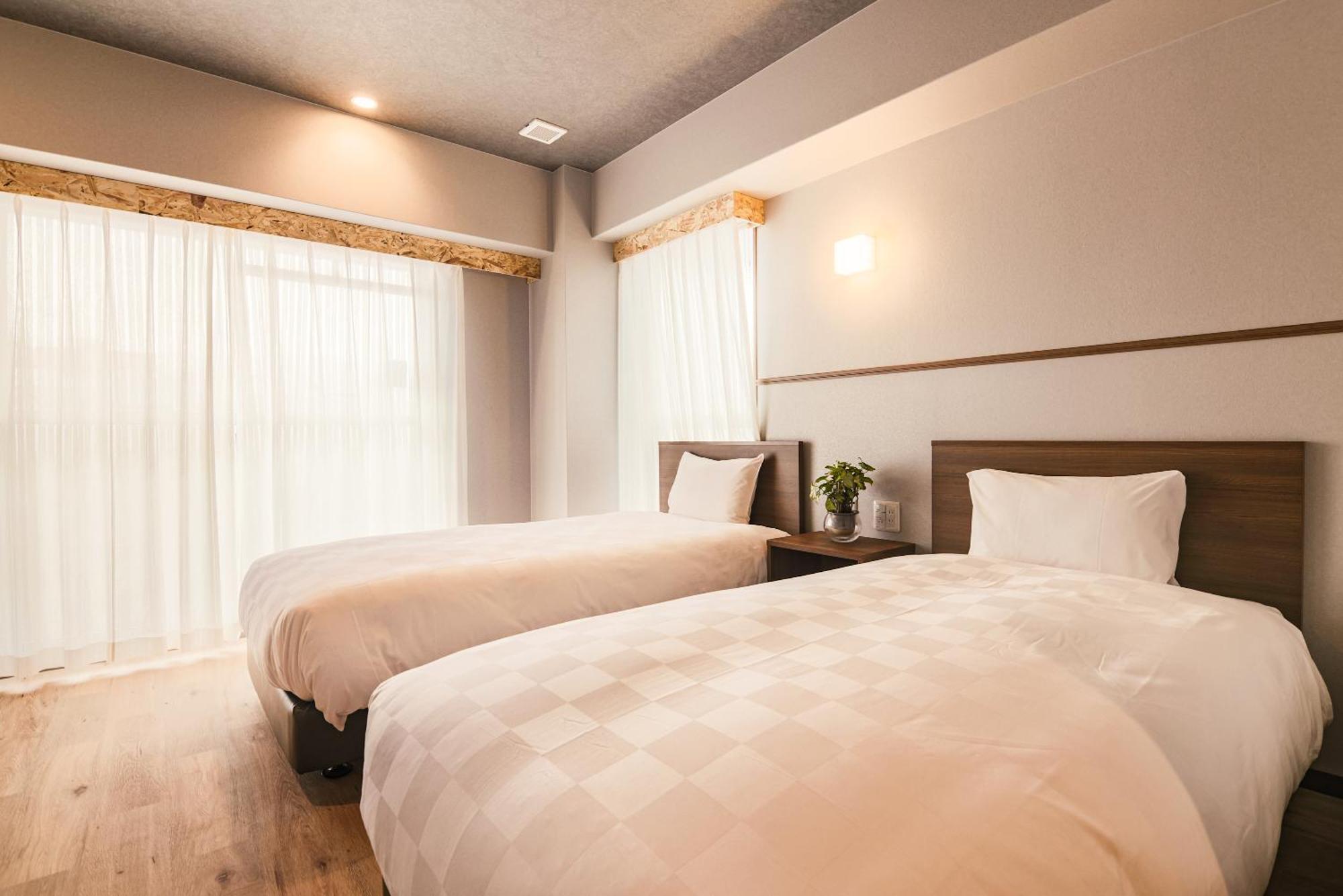 Отель Wayfarer Kyoto Shijo Экстерьер фото