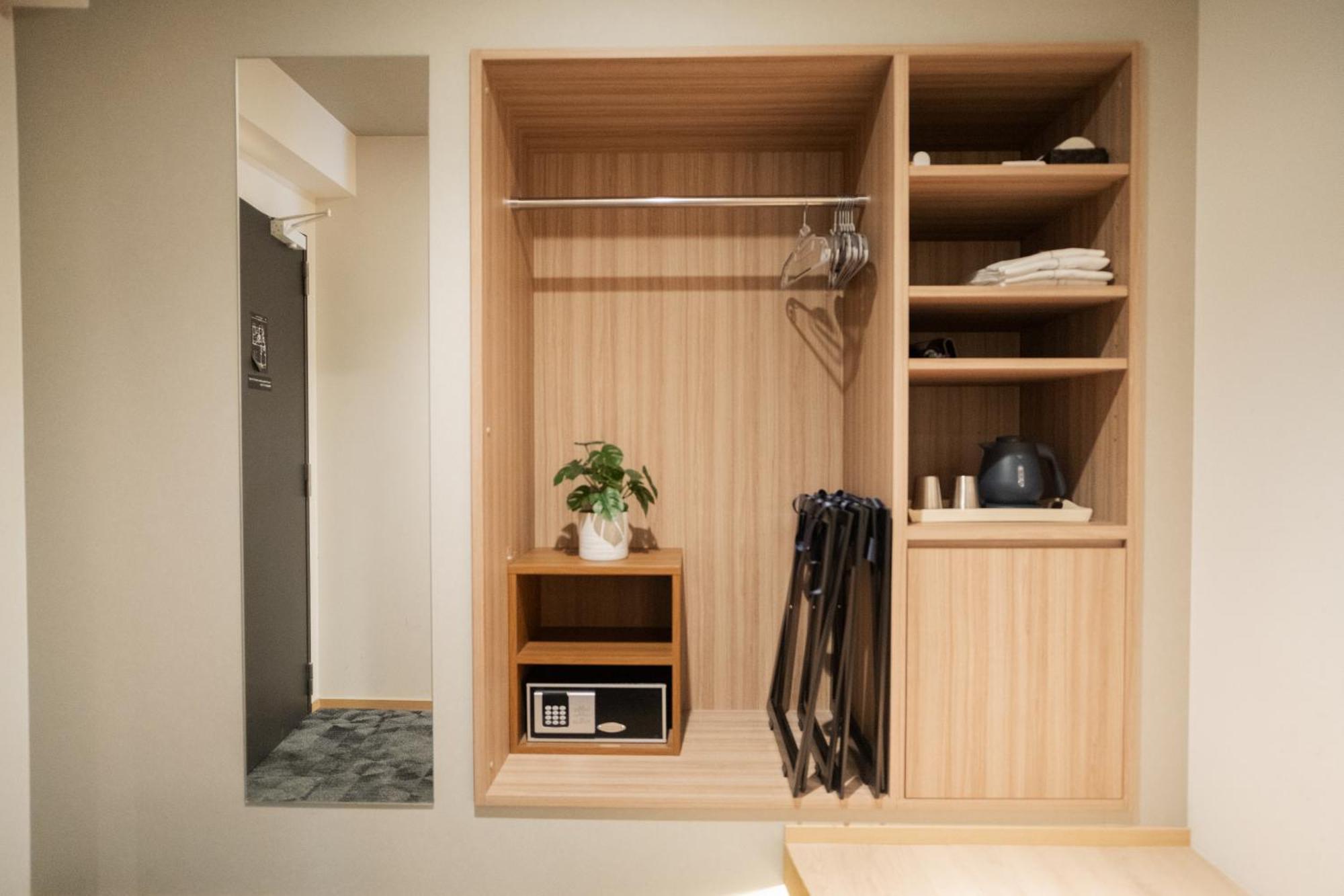 Отель Wayfarer Kyoto Shijo Экстерьер фото