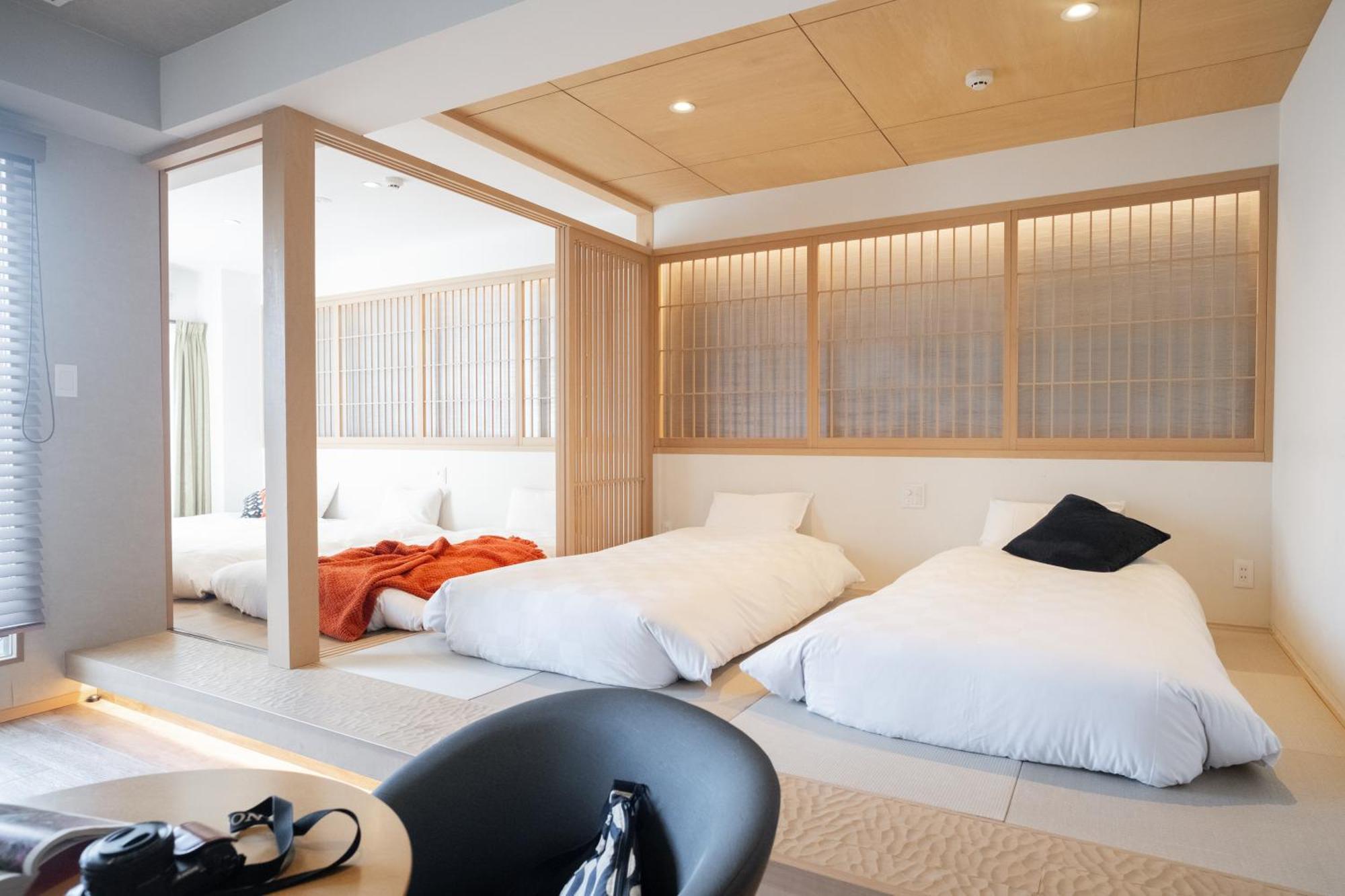 Отель Wayfarer Kyoto Shijo Экстерьер фото