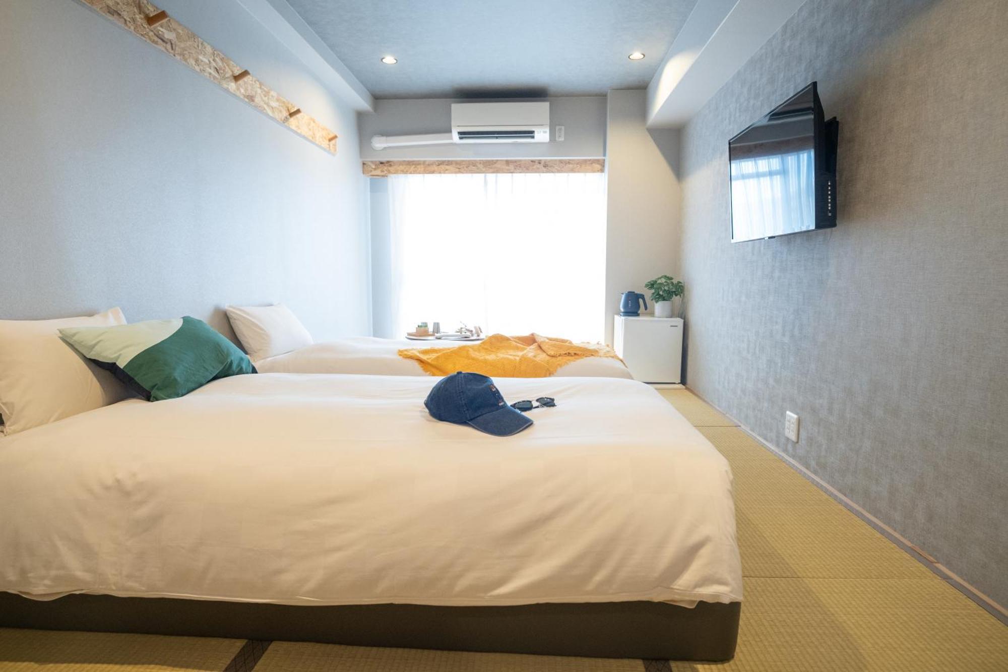 Отель Wayfarer Kyoto Shijo Экстерьер фото